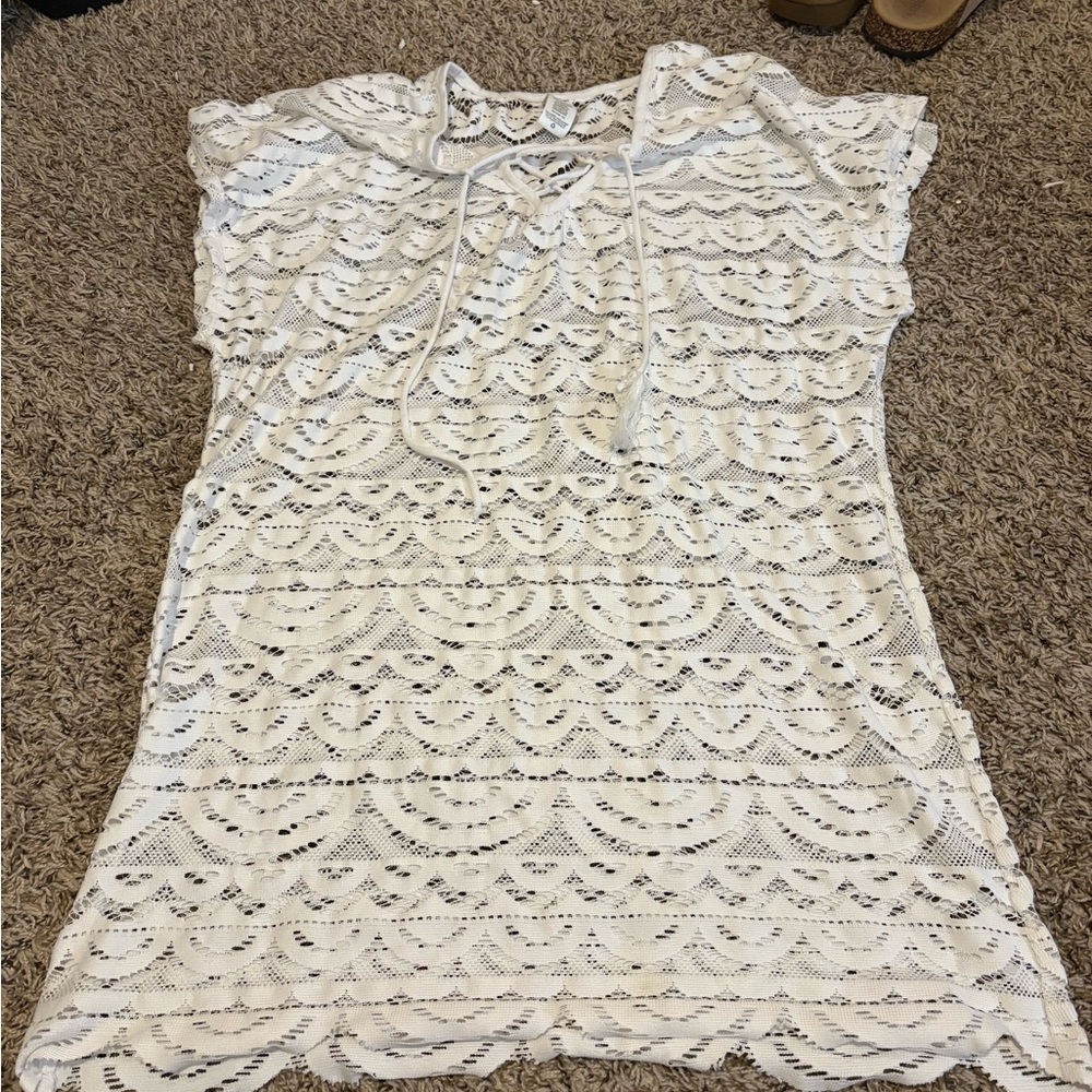 Time and Tru White Lace Swim Coverup